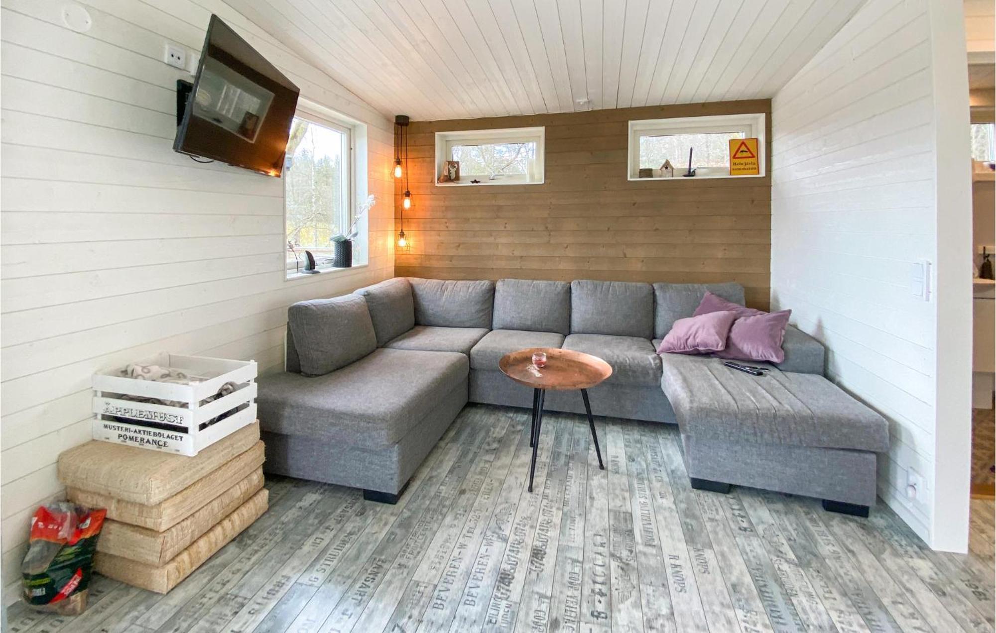 Awesome Home In Aetran With Lake View Eksteriør billede