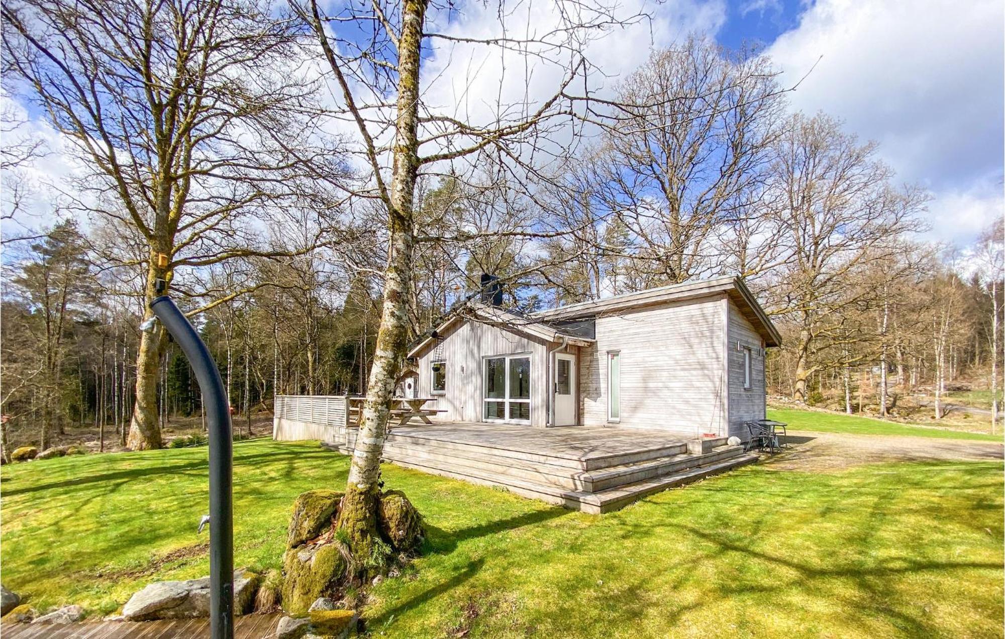 Awesome Home In Aetran With Lake View Atran Eksteriør billede